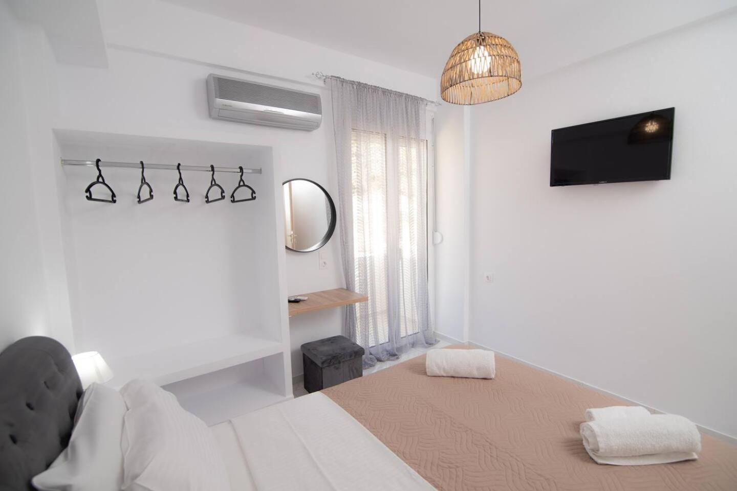 Stella & Eleni With Shared Pool & Open View Apartment Kalamaki (Heraklion)