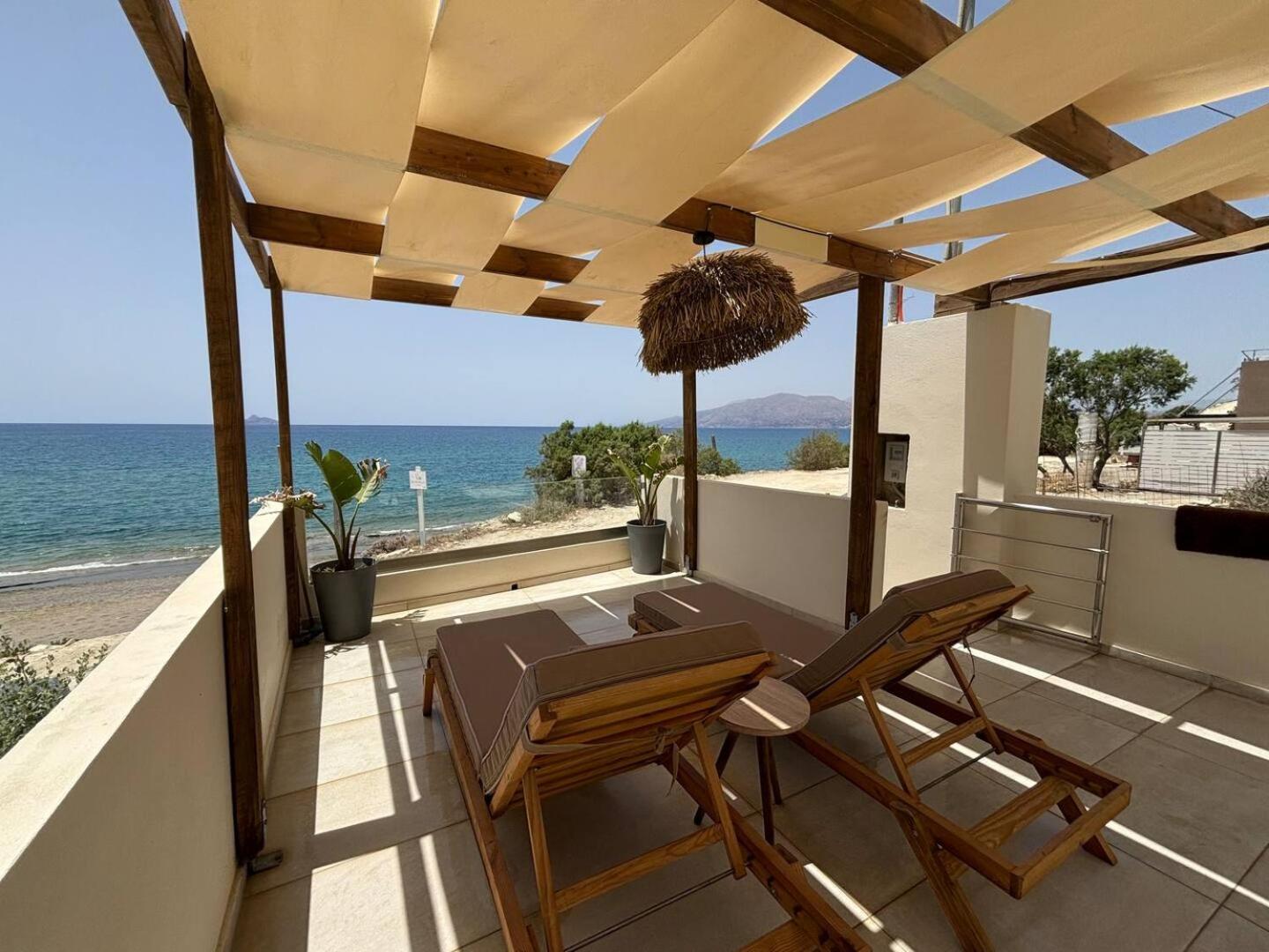 Stella & Eleni With Shared Pool & Open View Kalamaki (Heraklion)
