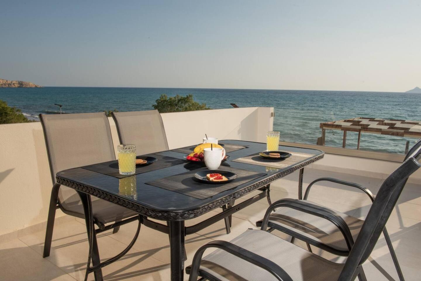 Stella & Eleni With Shared Pool & Open View Kalamaki (Heraklion)