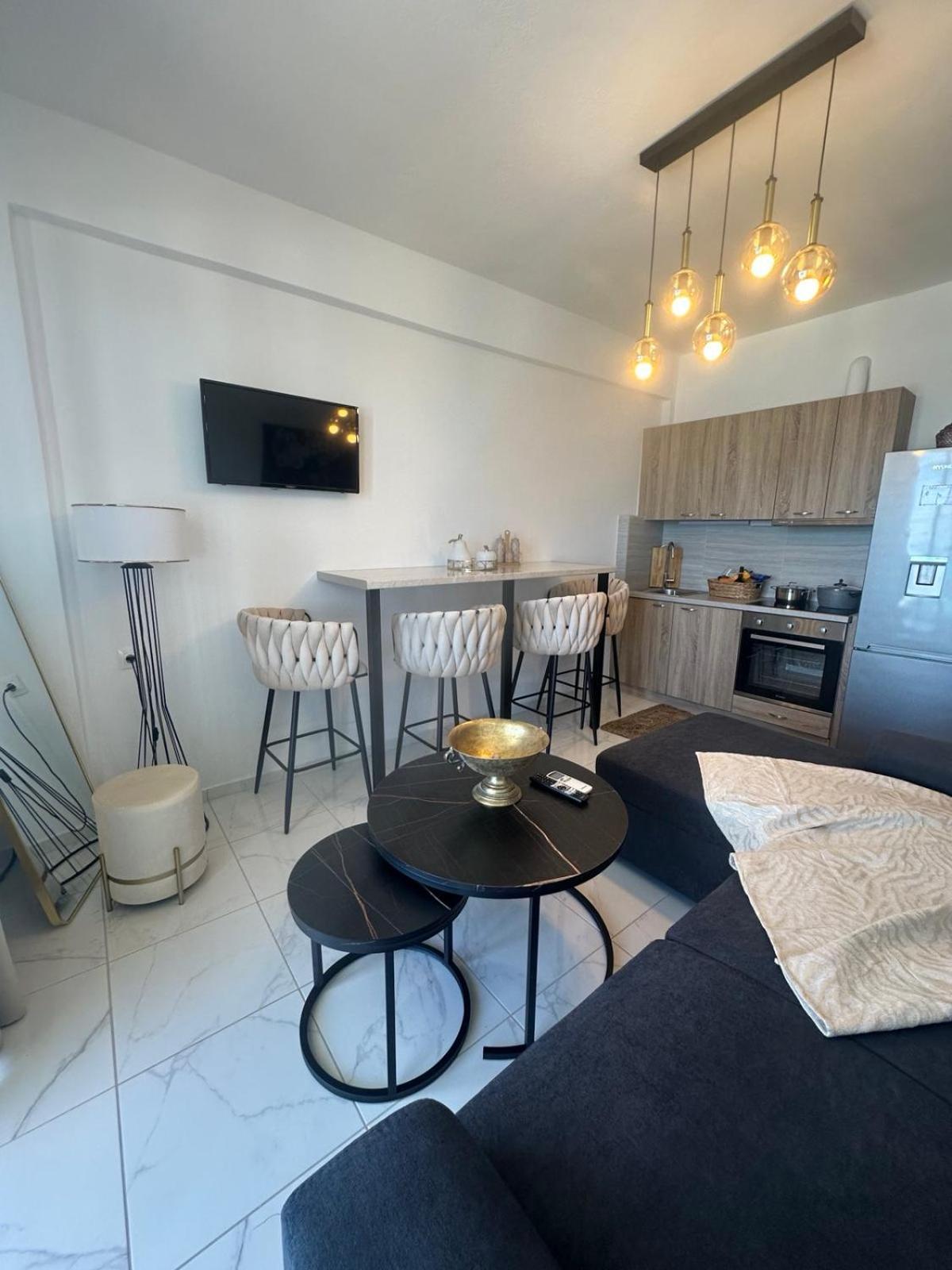 Apartment Stella & Eleni With Shared Pool & Open View *