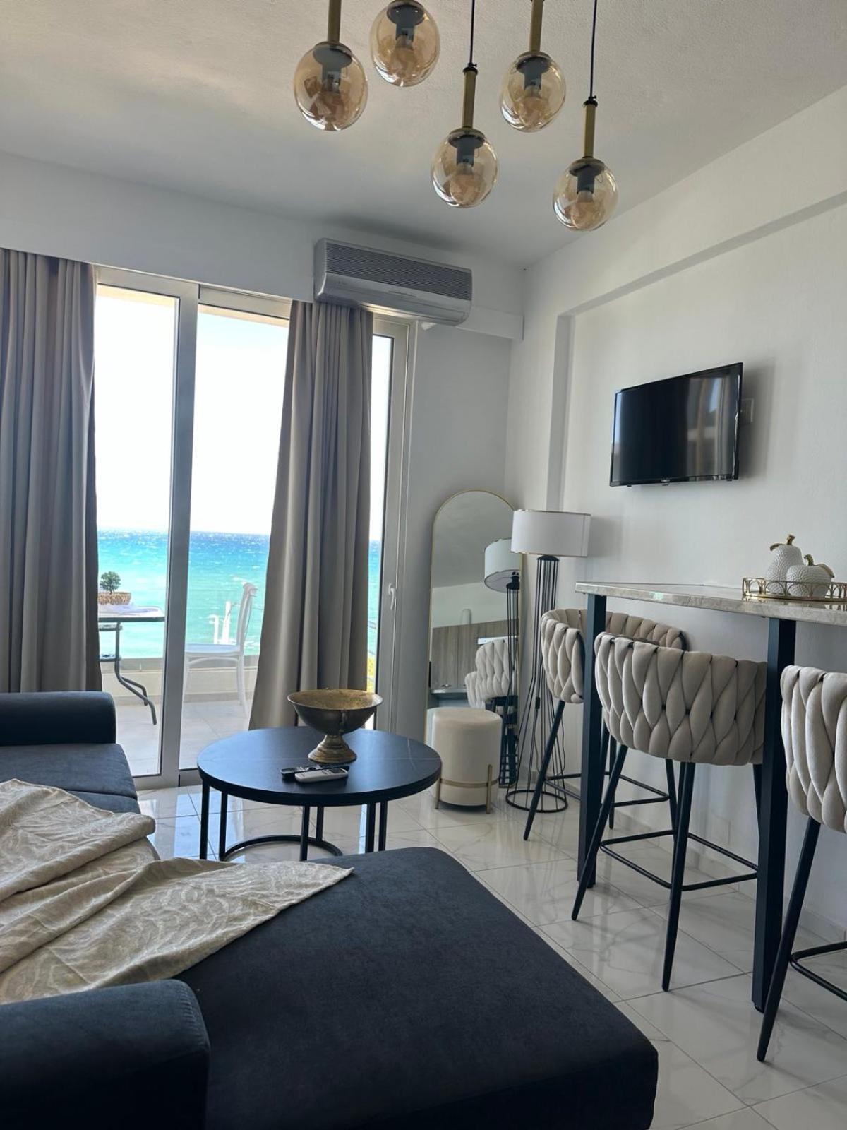 Stella & Eleni With Shared Pool & Open View * Kalamaki (Heraklion)